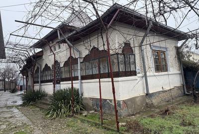 Casă cu 4 camere în Comișani - 7