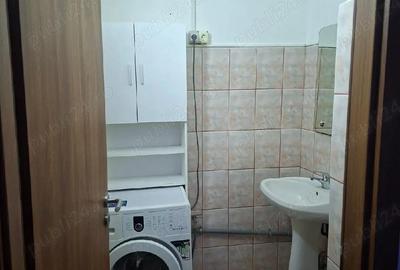 Apartament cu 3 camere decomandat în Girocului - 4