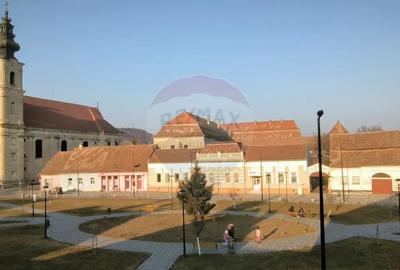 Casă cu 4 camere cu Teren 317 Mp în Dumbrăveni - 1