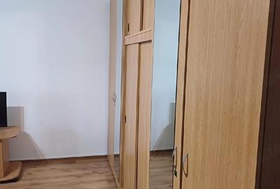 Garsonieră decomandată în - 3