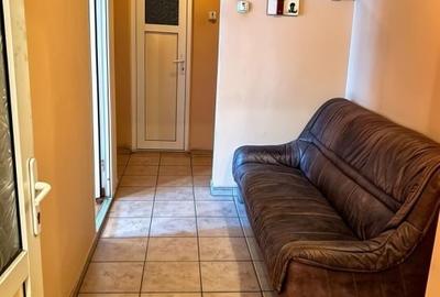 Apartament Decomandat - Spatiu Comercial In Acte - Abator - 2