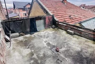 Apartament cu 4 camere decomandat în Grădiște - 1