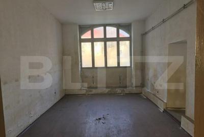 Spațiu comercial, de 1,883 mp, în Central - 32