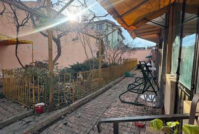 Casă cu 4 camere cu Teren 327 Mp în Universitate - 2