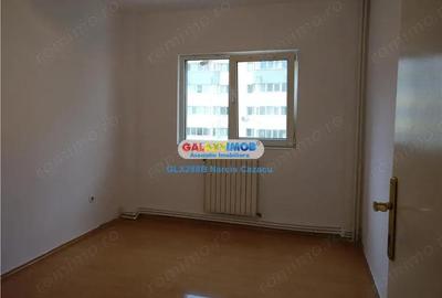 Apartament cu 4 camere decomandat în Pantelimon - 4