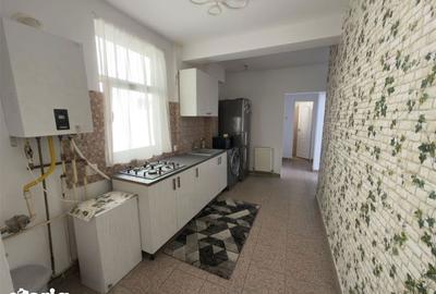 Apartament cu 3 camere semidecomandat în Democrației - 8