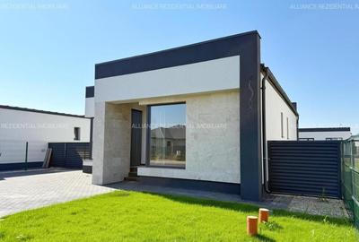 Casa individuala parter ~ 3 camere 2 bai + dressing ~ teren 330 mp~2 m - 1