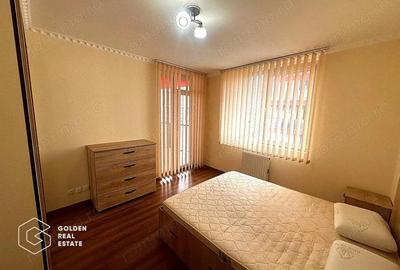 Apartament cu 3 camere decomandat în Intim - 9