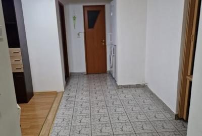 Apartament 3 camere de inchiriat - 1