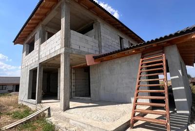 Casă cu 4 camere cu Teren 530 Mp în Central - 4