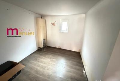 Casă cu 5 camere cu Garaj în Piața Nouă - 8