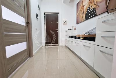Apartament cu 3 camere semidecomandat, mobilat în Bună Ziua - 12