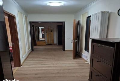 Apartament cu 2 camere decomandat în Polonă - 1