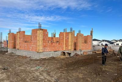 Casă individuală cu 4 camere cu Canalizare în Pantelimon - 9