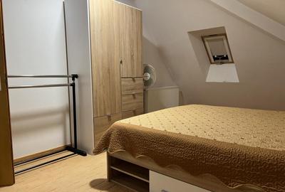 Apartament cu 3 camere decomandat, mobilat în Trei Stejari - 10