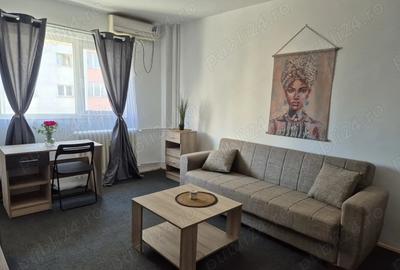 Garsonieră decomandată, mobilată în Moșilor