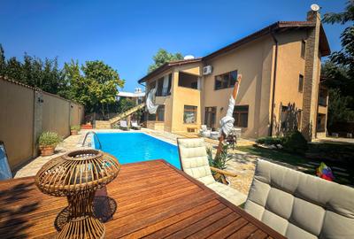 Vila de LUX | 8 Camere | Birou & Garaj | Piscina & BBQ | Terase mari | Mobilata - 2