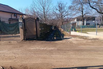 Teren Construcții intravilan de 828 mp, în Bârnova - 5