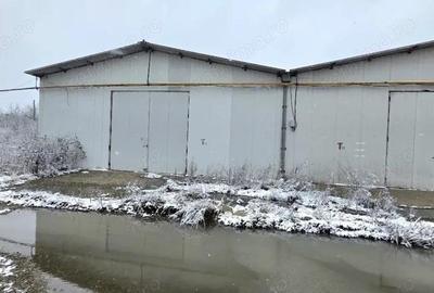 Spațiu comercial, de 450 mp, în Central - 3