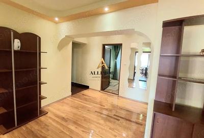 Apartament cu 4 camere în Micro 10 - 13