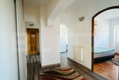 Apartament cu 3 camere decomandat în Central - 2