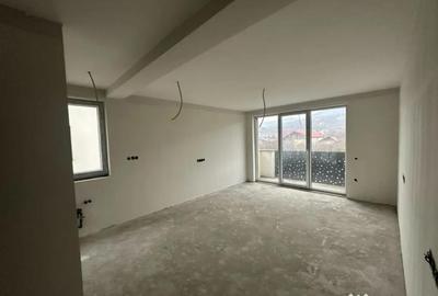 Apartament cu 2 camere decomandat în Independenței - 14