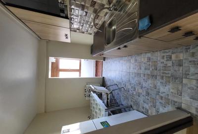 Inchiriez apartament 3 camere - 3