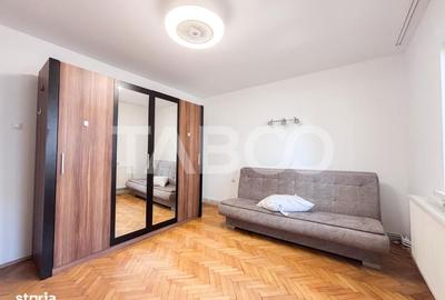 Apartament cu 3 camere decomandat, mobilat în Bulgaria