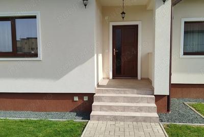 Casă cu 4 camere cu Teren 450 Mp în Moșnița Nouă - 11