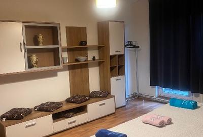 De închiriat: Apartament cu 3 camere, 2 băi în zona centrală - 6
