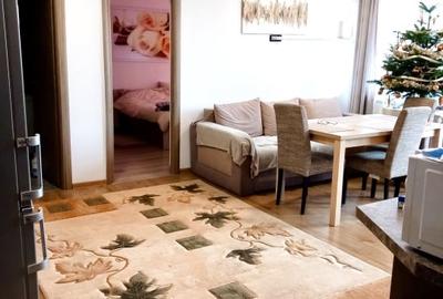 Apartament pe strada Ioan Rus , 3 camere , balcon - 2