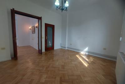Vanzare apartament cu 3 camere la etaj 1 in vila Cotroceni cu garaj - 3