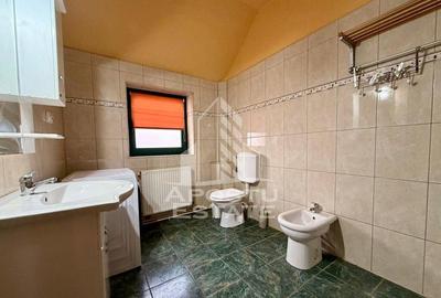 Apartament cu 3 camere decomandat în Aradului