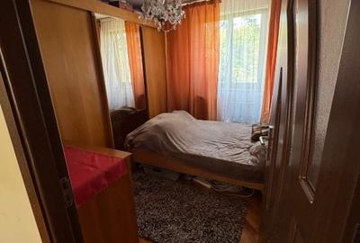 Vând Apartament 3 camere zona Rogerius - 11