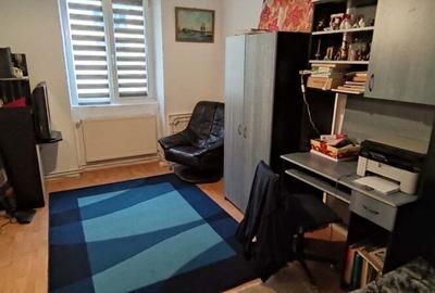 Proprietar vand casa 5 camere D+P+M, zona Traian Proprietar vand casa 5 camere D+P+M, zona Traian - 6