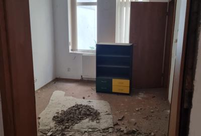 Casă pe parter, poziție premium – perfectă pentru investiție sau birou - 8