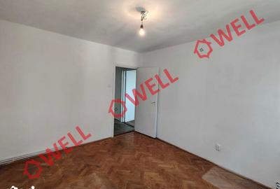Apartament cu 3 camere semidecomandat în Central - 9