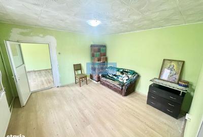 Casă cu 4 camere în Uiești