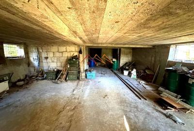 Casă cu 6 camere cu Canalizare în Cornu - 24