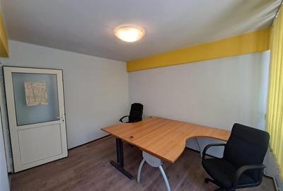 Spatiu pentru birouri, 45 mp utili, situat in Piata Mihai Viteazul! - 2