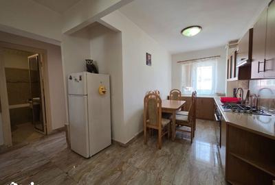 Apartament cu 2 camere decomandat în Decebal - 3