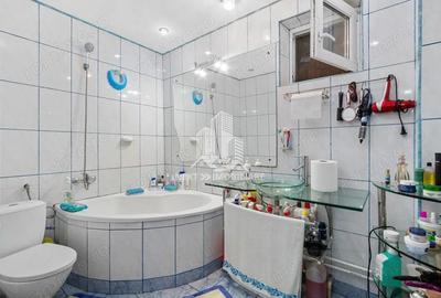 Casă cu 6 camere cu Teren 332 Mp în Agigea - 8