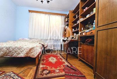 Casă cu 4 camere cu Teren 3778 Mp în 9 Mai - 8