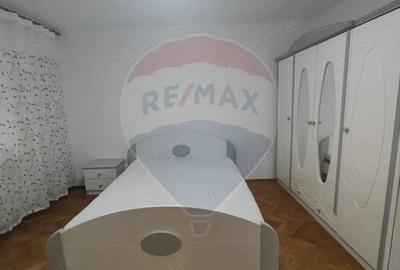 De inchiriat apartament 3 camere spatios etaj 1 Splaiul Crisanei - 4