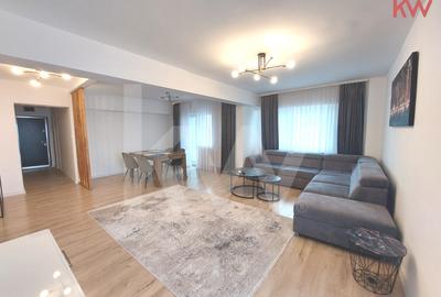 Apartament cu 3 camere decomandat, mobilat în Central