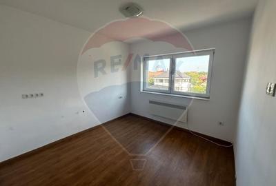 Birou, de 90 mp, în Central - 2