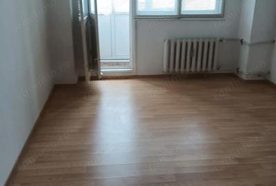 Apartament cu 2 camere semidecomandat în Vitan