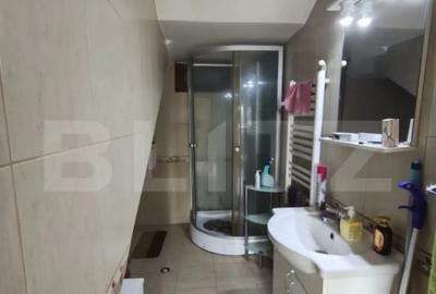 Casă cu 4 camere cu Teren 2700 Mp în Cihei - 2