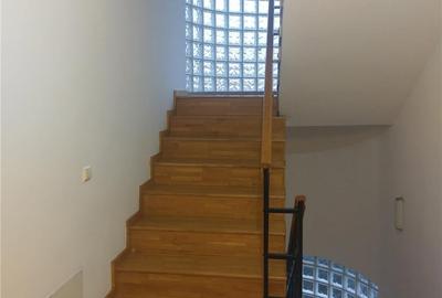 Casă cu 4 camere cu Teren 380 Mp în Dobroești - 7