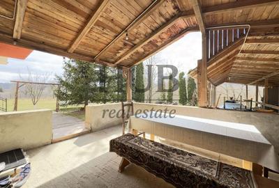 Casă individuală cu 5 camere cu Canalizare în Mărgineni - 31